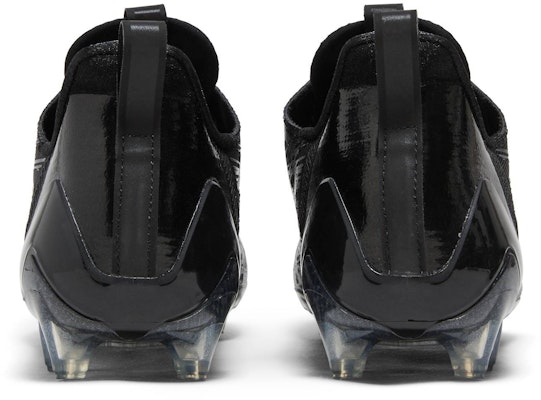 adidas Adizero Cleat 'Triple Black' kasut sukan lelaki hitam penuh. GW5060 Details for adidas Adizero Cleat 'Triple Black' kasut sukan lelaki hitam penuh. GW5060