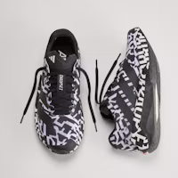 Lookbook adidas Adizero Dropset Pro 訓練鞋 雲白/酷黑/晶紅 KJ2927
