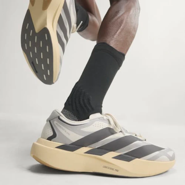 adidas Adizero EVO SL EXO Core White/Utility Black/Grey Two KJ0430 Lookbook adidas Adizero EVO SL EXO Core White/Utility Black/Grey Two KJ0430