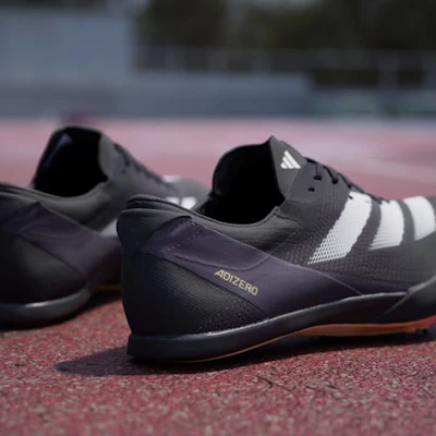 阿迪达斯 Adizero Finesse 跑鞋 IF1151 3