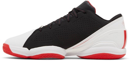 adidas Adizero Rose 1.5 Low Restomod '黑色亮紅' GY9124 Lookbook adidas Adizero Rose 1.5 Low Restomod '黑色亮紅' GY9124