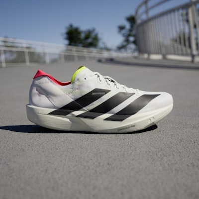 Adidas Adizero Takumi Sen 11 Putih/Hitam/Merah Lucid JH8659 Lookbook Adidas Adizero Takumi Sen 11 Putih/Hitam/Merah Lucid JH8659
