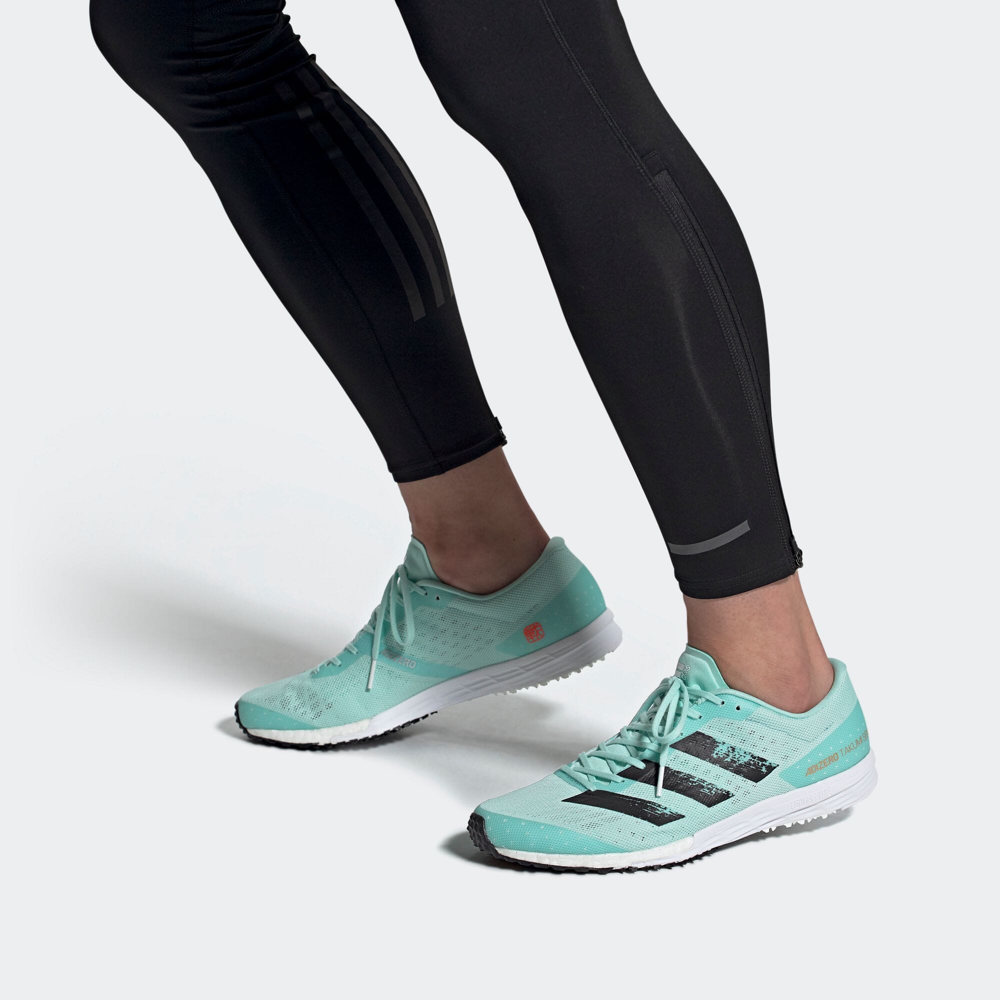 Sizing adidas Adizero Takumi Sen 6 ''Blau'' FV7338