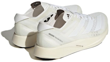 阿迪达斯 Adizero Takumi Sen 9 '未染色' GY2594 Lookbook 阿迪达斯 Adizero Takumi Sen 9 '未染色' GY2594