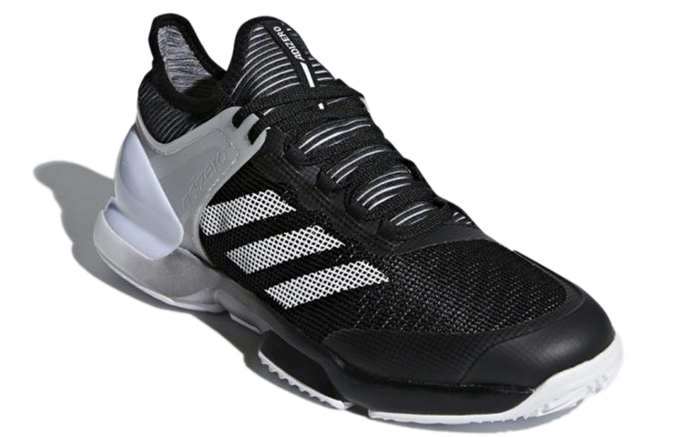 Lookbook アディゼロ ウーバーソニック 2 黒白 (Adizero Ubersonic 2 黒白) CM7746