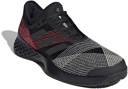 阿迪达斯 Adizero Ubersonic 3 HC '黑色信号' FW4796 Lookbook 阿迪达斯 Adizero Ubersonic 3 HC '黑色信号' FW4796