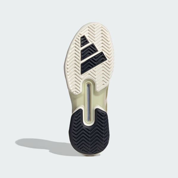 Lookbook 阿迪达斯 Adizero Ubersonic 5 白金冰蓝/传奇墨 JS2562