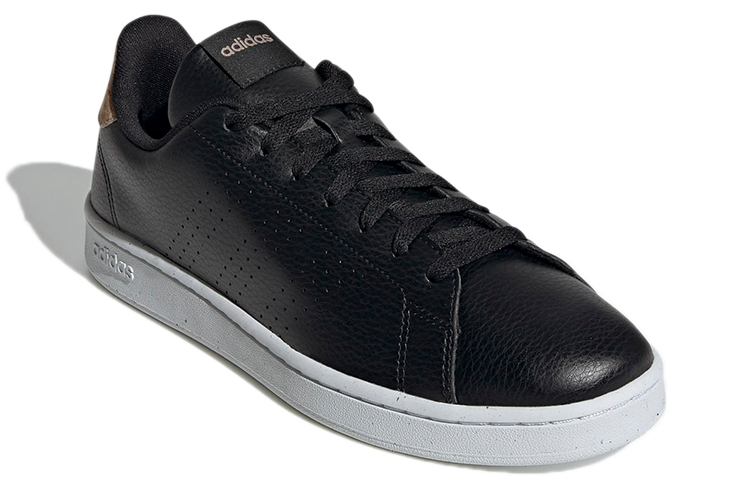 Lookbook adidas Advantage ''Schwarzer Kork'' GY1136