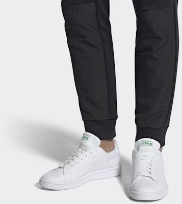 阿迪达斯 Advantage Base 纯白色款 EE7690 Sizing 阿迪达斯 Advantage Base 纯白色款 EE7690