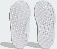 アディダスアドバンテージライフスタイルコート2フック&ループスニーカー IG2545 Lookbook アディダスアドバンテージライフスタイルコート2フック&ループスニーカー IG2545