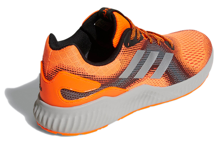 Shop adidas Aerobounce St 橙銀