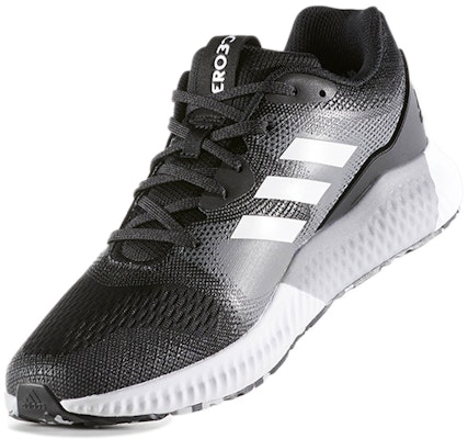 adidas Aerobounce ST Kasut Larian Jalan 'Hitam Kelabu Putih' BW0305 Lookbook adidas Aerobounce ST Kasut Larian Jalan 'Hitam Kelabu Putih' BW0305