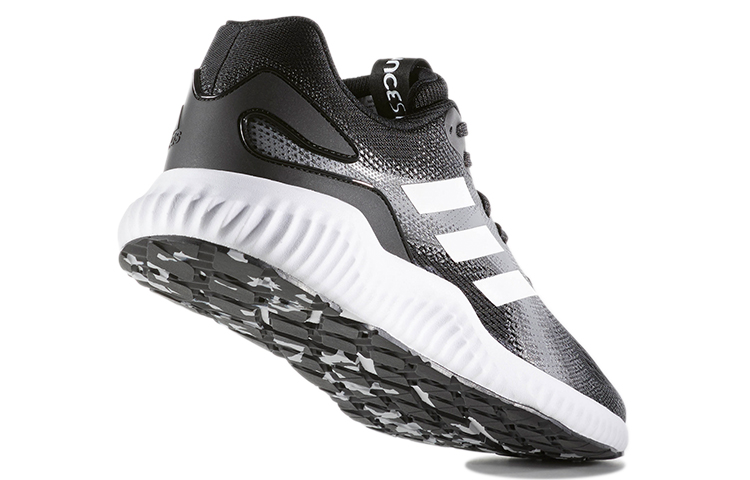 Shop adidas Aerobounce st 舒適 輕便耐磨 低筒 跑步鞋 男款 黑白