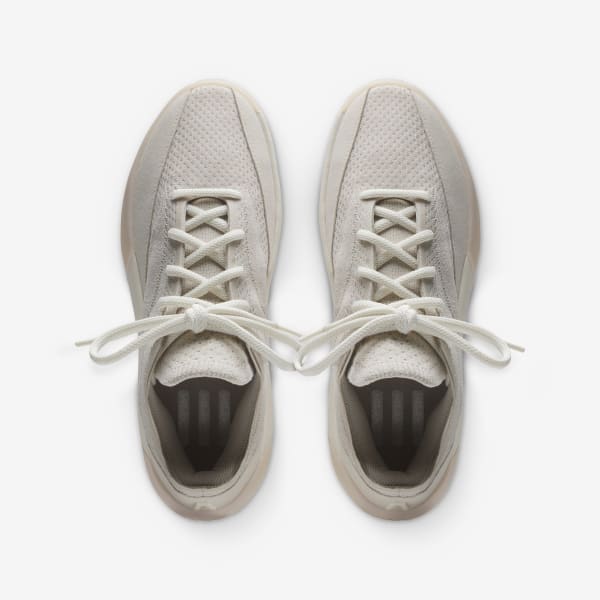 Shop adidas Air Jordan 3 低筒籃球鞋 米色/雲白/暖香草 IF6681