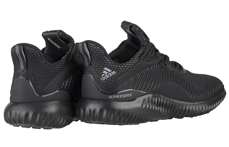 Lookbook adidas AlphaBounce 1 低筒耐磨跑步鞋 黑色