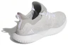 Shop 阿迪达斯 AlphaBounce 超越‘灰色’ DA9975