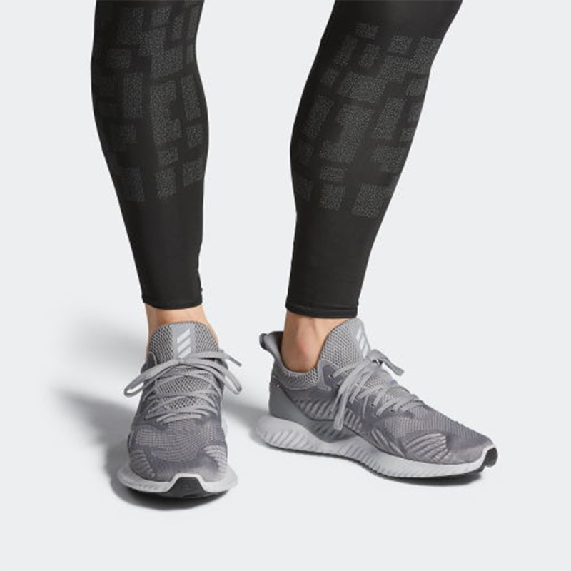 Sizing 阿迪达斯 AlphaBounce Beyond 低帮 跑步鞋 男款 灰白
