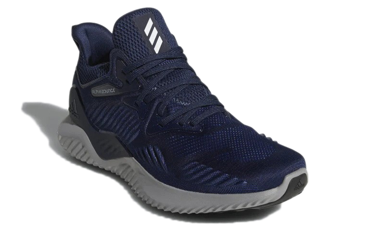 Lookbook adidas Alphabounce Beyond 男性深藍色