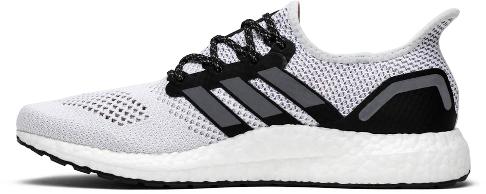 adidas AM4TKY 'Tokyo' Kasut Sneakers Tokyo EF1561 Lookbook adidas AM4TKY 'Tokyo' Kasut Sneakers Tokyo EF1561