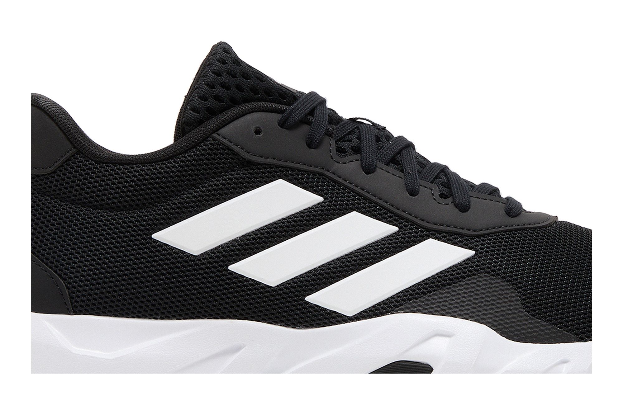 Lookbook adidas Amplimove 'Hitam Putih' IF0953