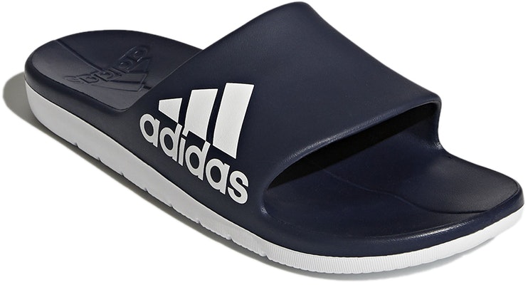 阿迪达斯Aqualette Cloudfoam拖鞋'蓝白' CM7929 Lookbook 阿迪达斯Aqualette Cloudfoam拖鞋'蓝白' CM7929