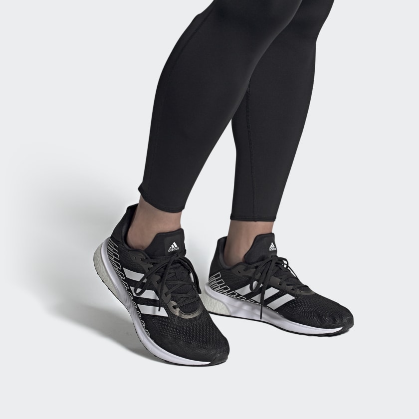 Details for adidas Astrarun 2.0 Schwarz/Weiß FY2300