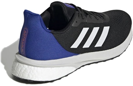 adidas Astrarun 緩震防滑 低筒運動跑步鞋 黑藍 Shop adidas Astrarun 緩震防滑 低筒運動跑步鞋 黑藍