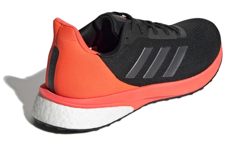 Lookbook adidas ASTRARUN ''Nero Rosso'' EG7508