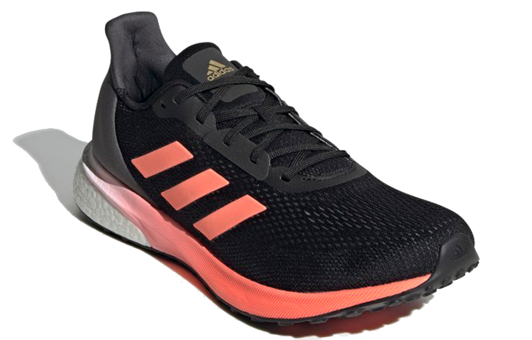 Lookbook adidas Astrarun ''Corail Signal'' EH1530