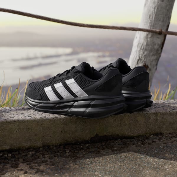 Details for adidas Astrastar Hitam Core/Putih Off/Hitam Core JP5938