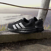 Details for adidas Astrastar Core Black/Off White/Core Black JP5938