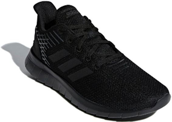 adidas Asweerun 'Hitam Inti' F36333 Lookbook adidas Asweerun 'Hitam Inti' F36333