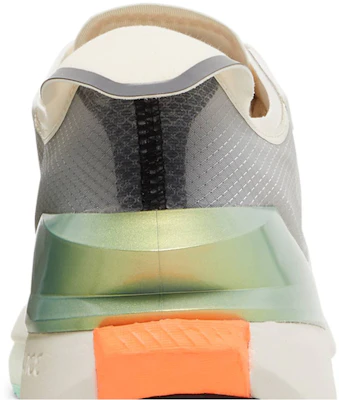 アディダス Avryn チョークオレンジ HP5973 Sizing アディダス Avryn チョークオレンジ HP5973