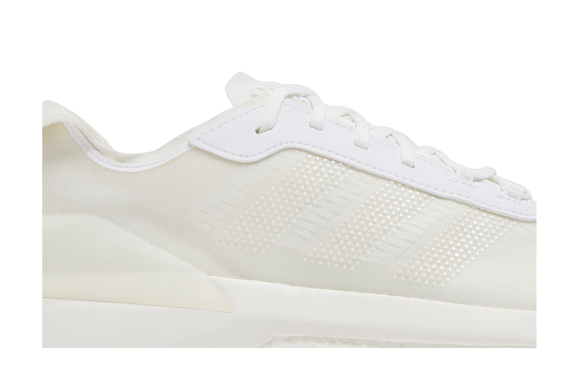 Order adidas Avryn ''Blanc Nuage'' HP5972