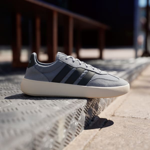 Lookbook Adidas Balenciaga Decollete Kelabu Tiga/Hitam Teras/Kelabu Dua JR3518