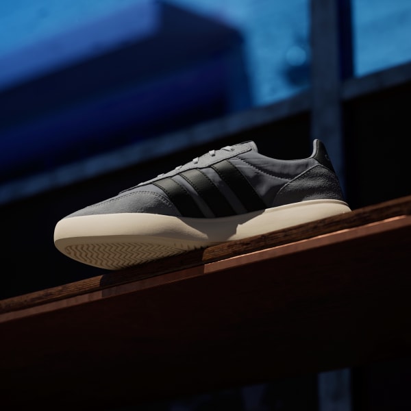 Sizing Adidas Balenciaga Decollete Kelabu Tiga/Hitam Teras/Kelabu Dua JR3518