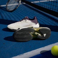 아디다스 배리케이드 13 스니커즈 코어 화이트/코어 블랙/오로라 플럼 JR1499 Shop 아디다스 배리케이드 13 스니커즈 코어 화이트/코어 블랙/오로라 플럼 JR1499