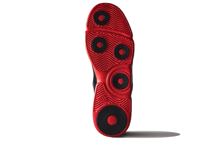 Shop Baskets de Basketball adidas ''Rouge Noir'' D69564