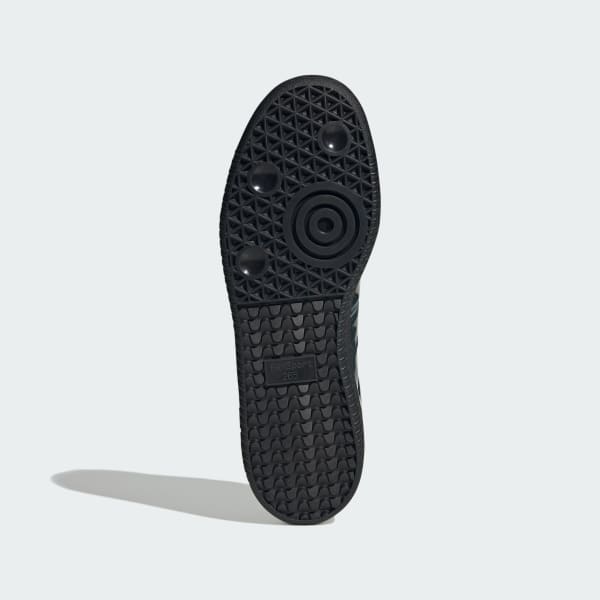 Lookbook adidas 黑白軍用運動鞋 藍色/經典配色/碳黑 HQ9233