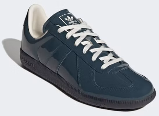 adidas 黑白軍用運動鞋 藍色/經典配色/碳黑 HQ9233 Purchase adidas 黑白軍用運動鞋 藍色/經典配色/碳黑 HQ9233