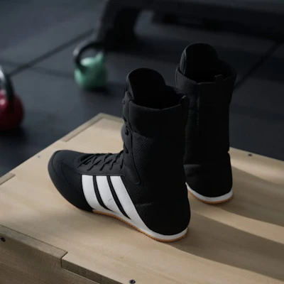 adidas Box Hog Classic Core Black/Cloud White/Core Black JQ8538 Details for adidas Box Hog Classic Core Black/Cloud White/Core Black JQ8538