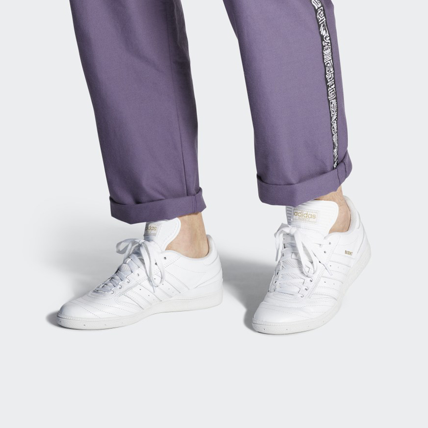 Sizing adidas originals Busenitz Vulc 結構化鞋頭 低筒 滑板鞋 男款 白色