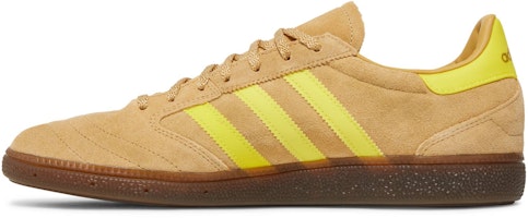 adidas Busenitz Vintage 'Kuning Beige Emas Gum' GY6903 Lookbook adidas Busenitz Vintage 'Kuning Beige Emas Gum' GY6903