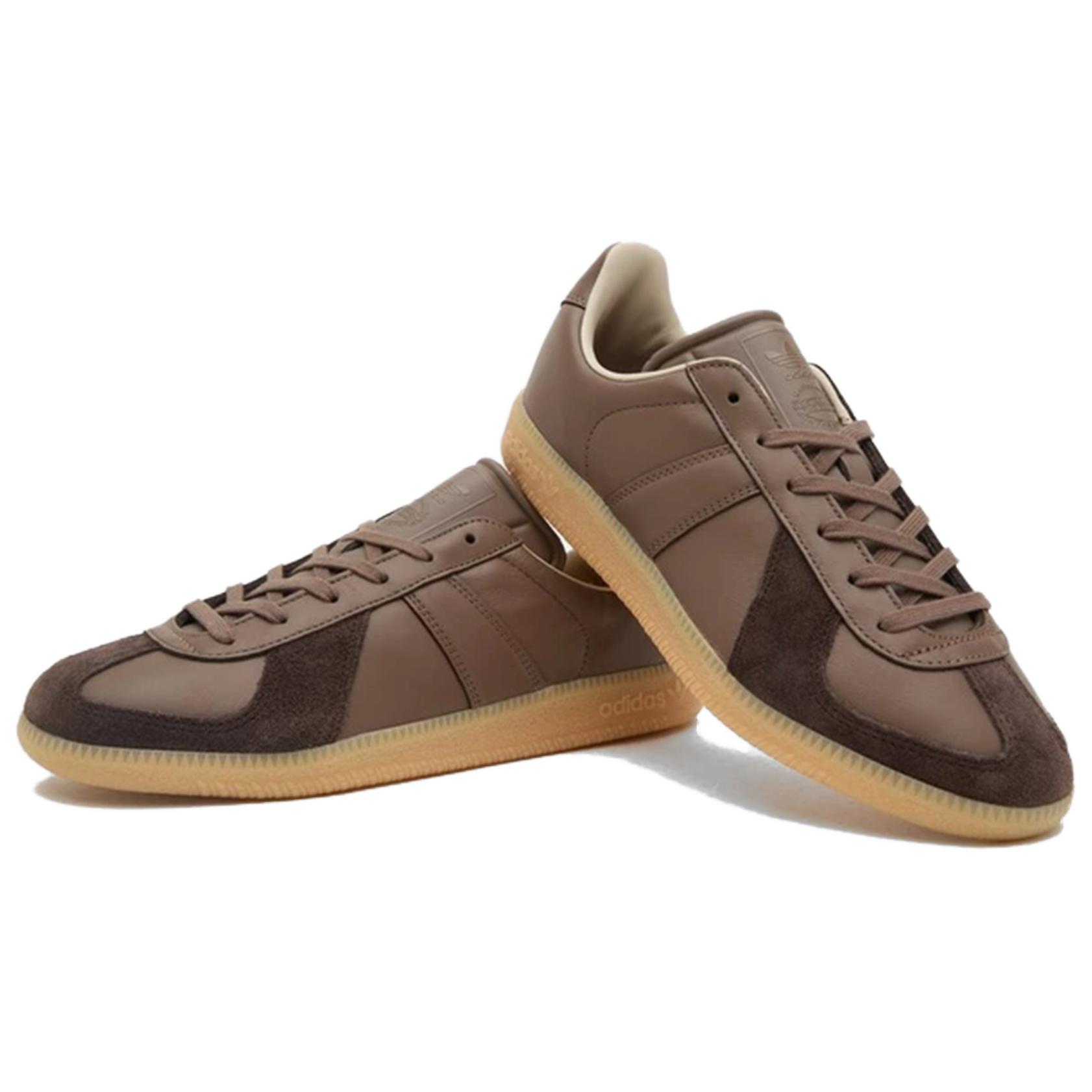 Lookbook adidas BW Army size?別注 茶ガム (adidas BW Army size? betsu-chū cha gamu) IF8878