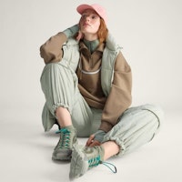 (W) 阿迪达斯Stella McCartney Seeulater 2运动鞋 绿色/灰柳色/石绿 JR3278 Shop (W) 阿迪达斯Stella McCartney Seeulater 2运动鞋 绿色/灰柳色/石绿 JR3278