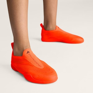 adidas by Stella McCartney Taekwondo Sneakers Orange Semi Impact JQ2978 Lookbook adidas by Stella McCartney Taekwondo Sneakers Orange Semi Impact JQ2978