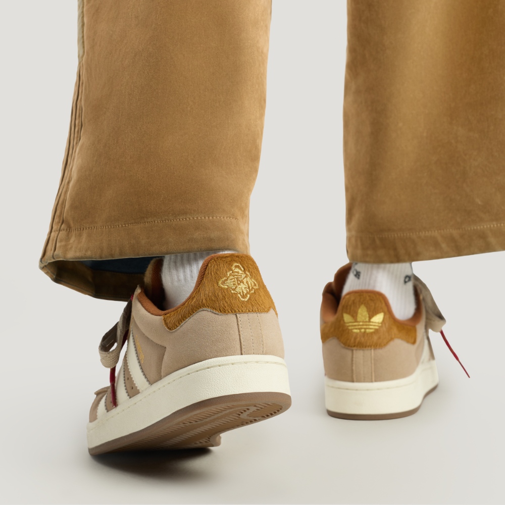 Lookbook 阿迪达斯 CAMPUS 00s 休闲鞋 KJ8724