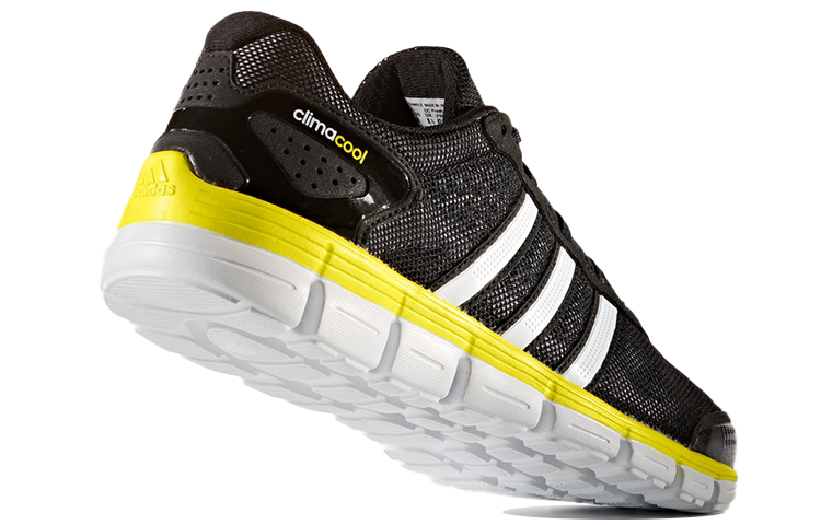 Lookbook adidas CC Fresh M Hitam/Putih/Kuning S76750