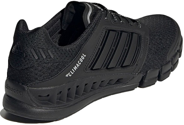 阿迪达斯革命者黑色 GV7310 Shop 阿迪达斯革命者黑色 GV7310