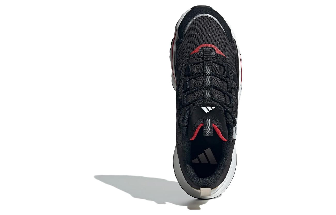 Shop adidas 舒適 耐磨透氣 低筒 跑鞋 男女款 黑色